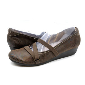 Palladium Womens 7.5 Mary Jane Wedge Brown Faux Leather Snake Print Slip On Pump